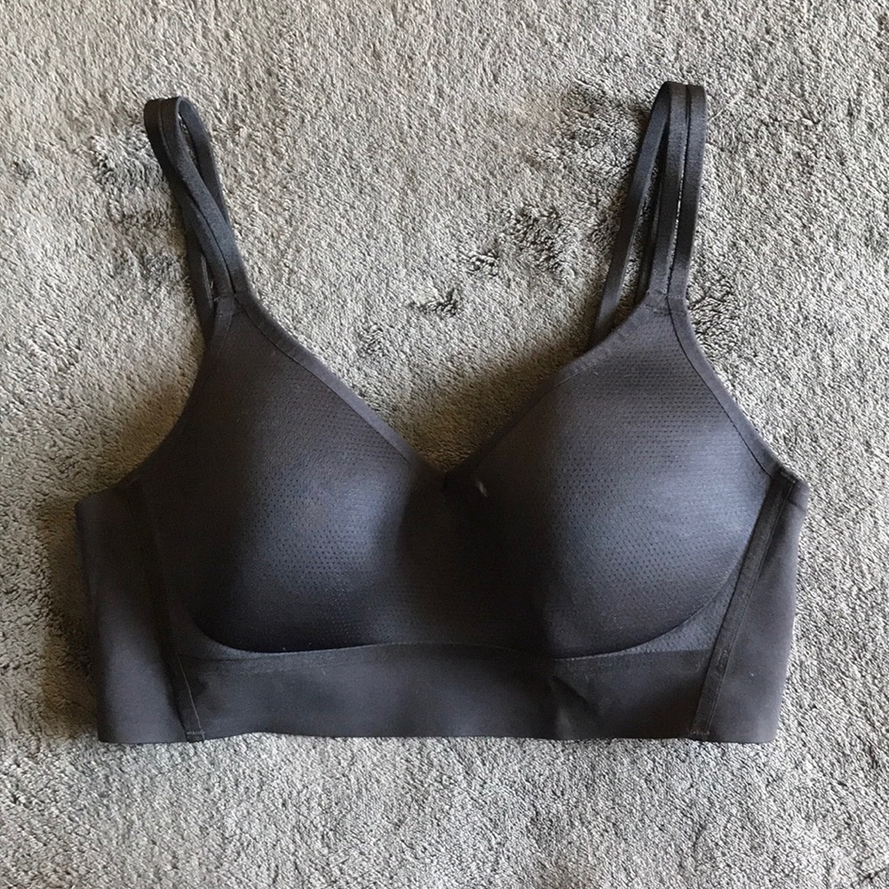Black Nike Pro Sports Bra